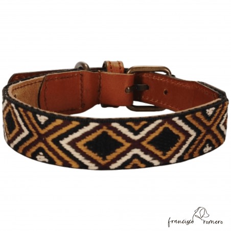 Collar Piel Funda Antiparasitaria Luna Marrón