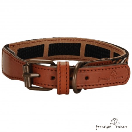 Collar Piel Funda Antiparasitaria Luna Marrón Personalizado