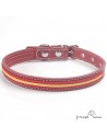 Collar de piel de vaquetilla con bandera de España Burdeos para perro