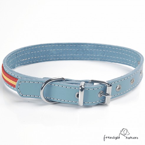 Collar de piel con bandera de España...