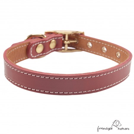 Collar doble piel de vaquetilla con herrajes de latón Burdeos